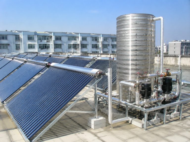 临邑县商用大容量真空管太阳能热水系统